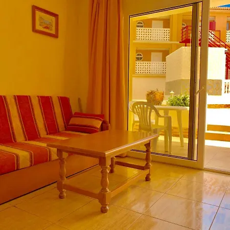 דירה Ocean Front With Pool *
