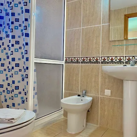 דירה Ocean Front With Pool